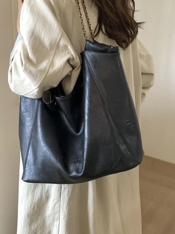Große Kapazität Tote Bag PU Leder Metall Kette Riemen Minimalistisch Retro Pendler Schultertasche Für Damen