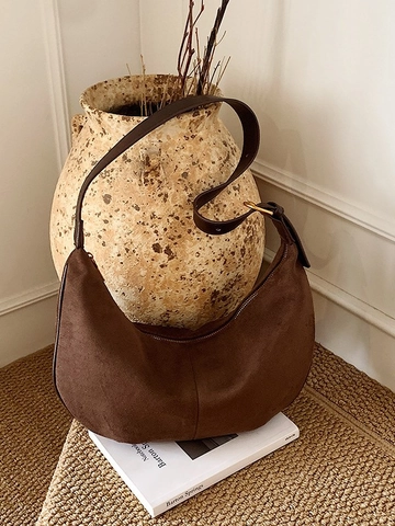Vintage Suede Hobo Bag For Women Minimalist Crescent Shoulder Bag Solid Color Underarm Crossbody Bag With Adjustable Strap