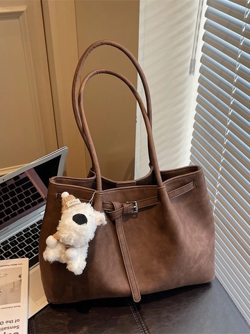 Vintage Große Kapazität Tragetasche Für Damen PU Leder Pendler Umhängetasche Mit Plüsch Anhänger Retro Chic Handtasche