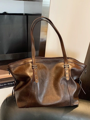 Borsa Tote da Donna in Pelle PU Retrò Grande Capacità Borsa a Tracolla da Pendolare Con Rivetti a Stella Tracolla Rimovibile
