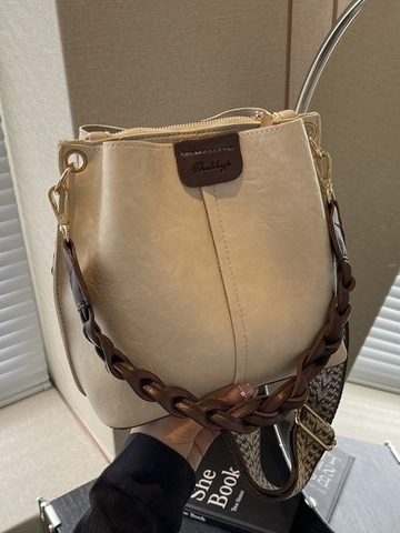 Vintage Damen PU Leder Eimertasche Großes Fassungsvermögen Breiter Schultergurt Geflochtener Griff Umhängetasche Mode Tote