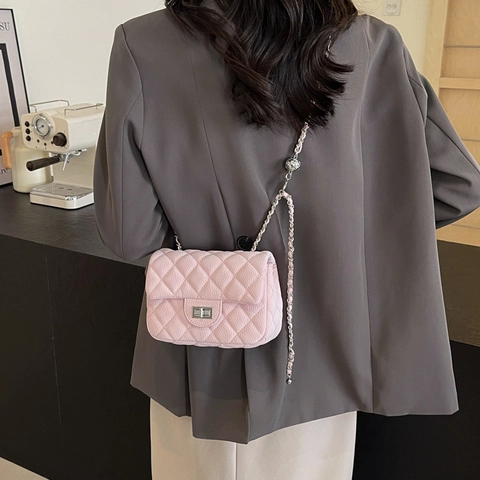 Damen Rautenmuster Steppen Kette Tasche High-End PU-Leder Umhängetasche Mit Silber Verschluss Kleine Quadratische Tasche