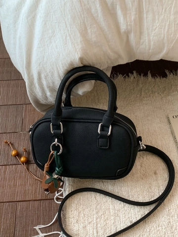 Borsa da Bowling da Donna in Pelle PU Retro Borsa a Tracolla Minimalista Casual Con Pendente a Fiore Borsa a Tracolla per Pendolari Autunno Inverno