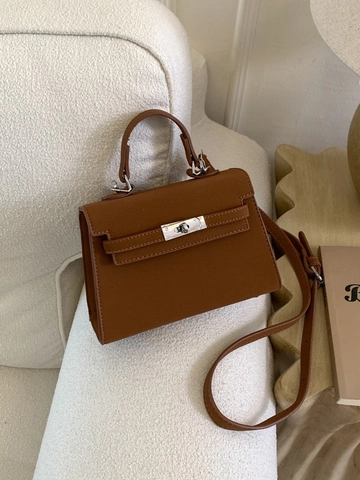 Women Retro Kelly Style PU Leather Top Handle Bag Fashion Minimalist Lychee Pattern Shoulder Crossbody Bag With Plush Pendant