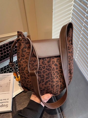 Vintage Faux Suede PU Leather Leopard Print Bucket Bag For Women Retro Drawstring Shoulder Bag With Amber Bead Decor