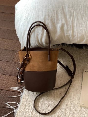 Bolso Bombonera de Cuero PU Vintage para Mujer Bolso de Hombro con Textura de Gamuza Retro con Borla Bolso de Gran Capacidad