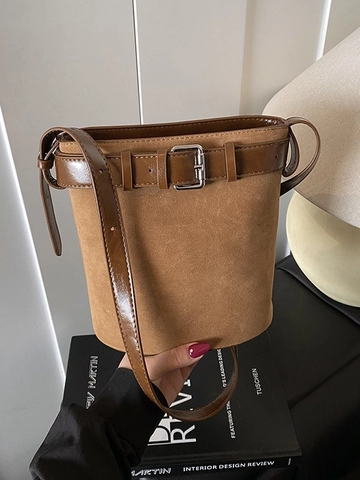 Women Vintage PU Leather Bucket Bag Minimalist Shoulder Bag With Buckle Strap Splicing Daily Commute Handbag Solid Color