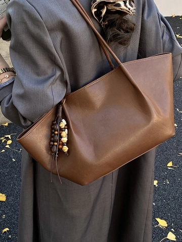 Vintage Large Capacity Women PU Leather Tote Bag Solid Color Shoulder Bag With Bead Pendant Daily Commute Handbag