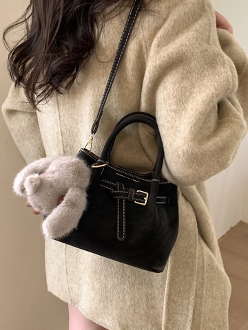 Vintage Women's PU Leather Bucket Bag With Contrast Stitching And Plush Rabbit Pendant Korean Style Shoulder Crossbody Handbag