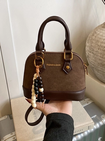 Sac à Épaule en Cuir PU pour Femme Design Coquille Patchwork Vintage avec Charme de Perles Sac à Bandoulière Décontracté Quotidien