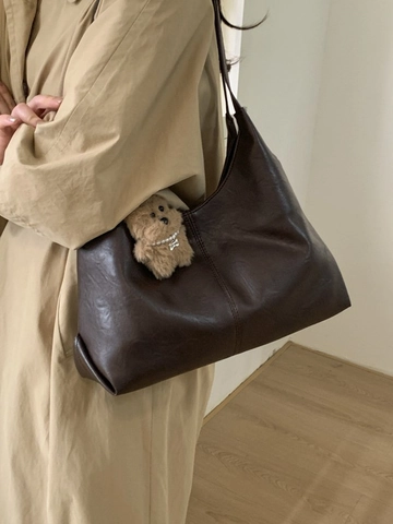 Retro PU Leather Tote Bag Women Large Capacity Hobo Shoulder Bag Simple Solid Color Commute Underarm Bag With Plush Pendant