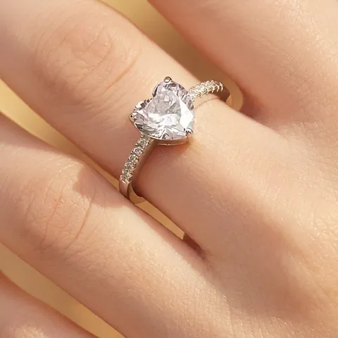 Heart Shaped Luxury Ring 925 Sterling Silver With Cubic Zirconia Pave Band Elegant Jewelry For Women Engagement Proposal