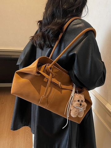 Grand Sac Fourre-tout en Cuir PU pour Femmes Style Coréen Sac à Épaule de Navette Avec Décoration de Pendentif en Peluche Ours