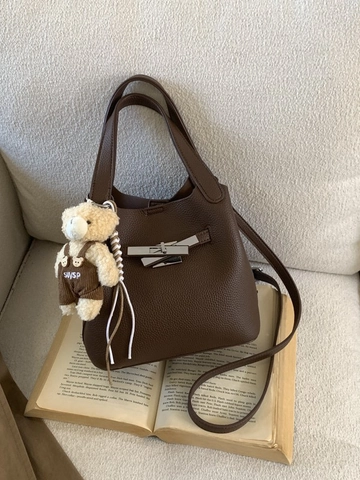 Damen Koreanisch Litschikorn PU Leder Eimertasche Minimalistisch Große Kapazität Pendeln Schulter Umhängetasche Mit Bär Anhänger