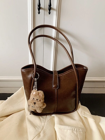 Bolso Cubo Retro de Cuero PU para Mujer Bolso Tote de Gran Capacidad Bolso de Hombro Con Colgante de Oso de Peluche Color Sólido Diario