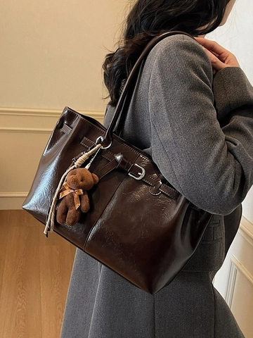Γυναικεία Retro Τσάντα Tote από Δέρμα PU Μεγάλης Χωρητικότητας Μινιμαλιστική Τσάντα Ώμου Vintage Handbag Με Μενταγιόν Αρκουδάκι