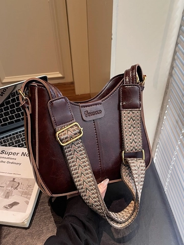 Retro Solid Color PU Leather Shoulder Bag For Women Vintage Hobo Crossbody Bag With Weaving Strap Daily Fashion Pouch