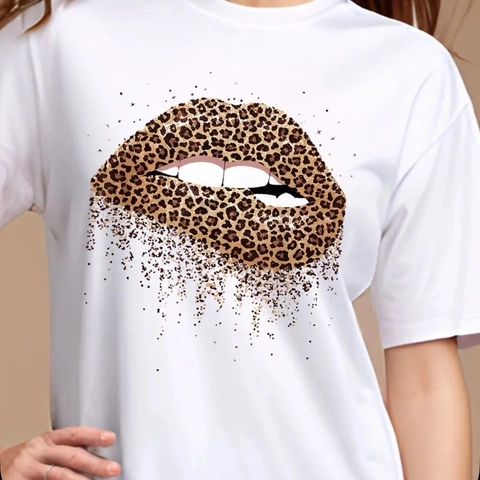Dames Luipaardprint Lippen Grafische Print T-Shirt Casual Ronde Hals Katoen Korte Mouw Basis Tee Mode Streetwear Zomer Top