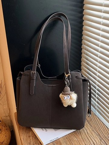 Bolso Tote de Mujer de Gran Capacidad de Cuero PU Bolso de Hombro Retro Color Sólido Con Colgante de Peluche Accesorio