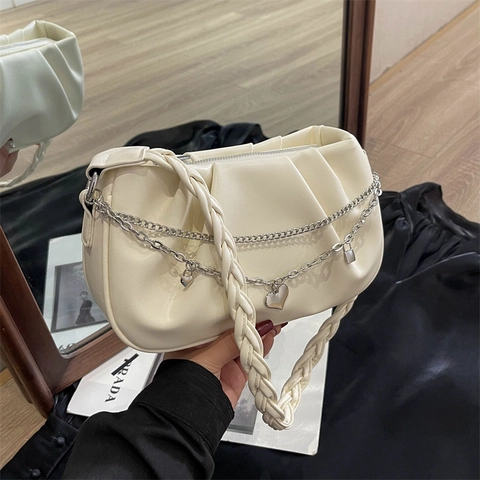 Nuova Borsa Sotto Ascella a Nuvola Pieghettata da Donna 2025 Borsa a Mano in Morbida Pelle PU Con Doppia Catena in Metallo Ciondolo a Cuore