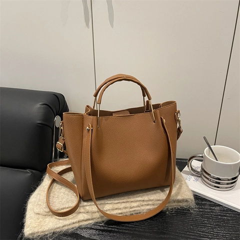 Lussuosa Borsa a Secchiello in Pelle PU con Texture a Ciottoli per Donna Versatile Borsa a Mano a Tracolla Tote Quotidiana Moda Pendolare