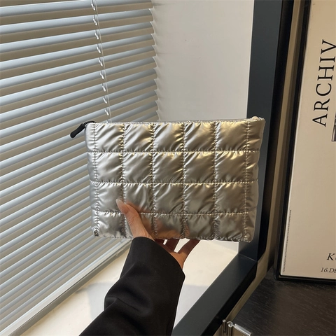 Fashion Quilted Makeup Bag Puffy Padded Cosmetic Bag Large Capacity Travel Wash Bag Portable Clutch Bag For Women