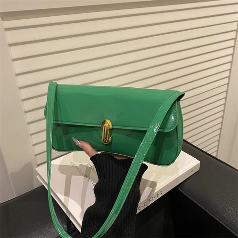Vintage Glänzend PU Leder Unterarmtasche Für Damen Mode Goldene Schnalle Schultertasche Trendy Täglich Pendeln Handtasche Baguette Bag