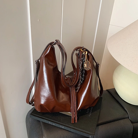 Borsa Tote in Pelle PU di Grande Capacità Retro per Donna Borsa a Spalla Hobo Lucida Con Ciondolo Rimovibile Borsa a Mano Moda Pendolare