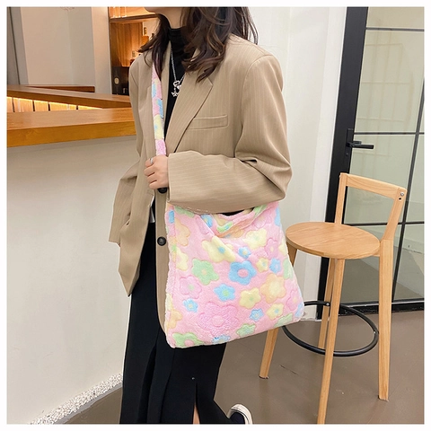Women Plush Floral Tote Bag Spacious Soft Faux Fur Shoulder Crossbody Bag Cute Fresh Style Casual Handbag