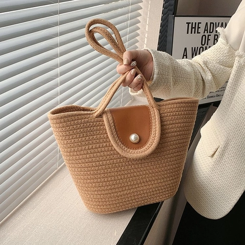 Women Summer Straw Woven Tote Bag Pearl Clasp Leather Flap Beach Handbag Vacation Casual Shoulder Bag Large Capacity