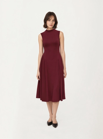 Robe Midi Femme Élégante Col Montant Sans Manches Sexy Rouge Vin Ligne A Ourlet Plissé Extensible Soie de Lait Robe Longue