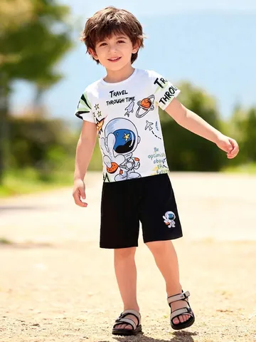 Conjunto de Camiseta y Pantalones Cortos de Algodón de Verano para Niños Little Maven Tema de Astronauta Espacial