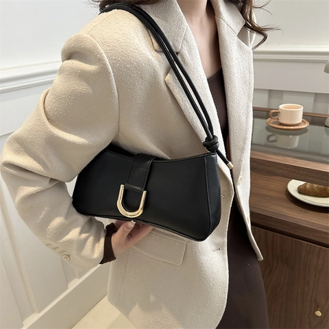 French Niche Design Underarm Bag For Women PU Leather Retro Shoulder Bag With Gold Buckle Knotted Strap Versatile Handbag
