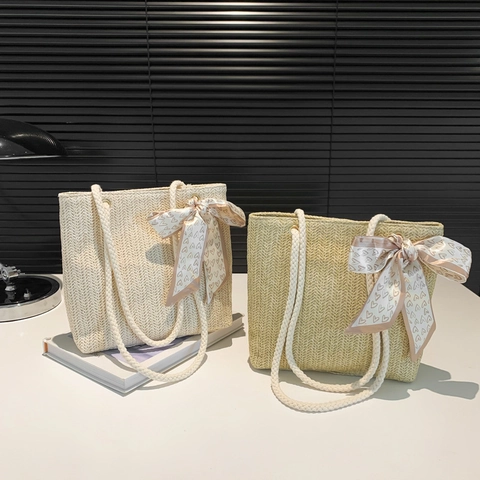 Women Straw Woven Tote Bag Large Capacity Beach Shoulder Bag With Heart Print Scarf Bow Decoration Summer Casual Handbag