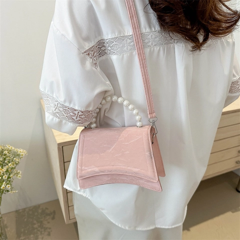 Damen Mode PU Leder Künstliche Perlengriff Umhängetasche Faltentextur Elegante Handtasche Mit Gebogenem Boden Trendige Kleine Quadratische Tasche