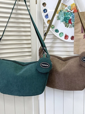 Women Retro Corduroy Shoulder Bag Large Capacity Crescent Hobo Bag With Coin Purse Casual Fashion Solid Color Crossbody Bag