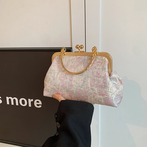 Vintage Chinese Style Embroidered Satin Crossbody Bag For Women Elegant Floral Jacquard Evening Clutch With Metal Handle