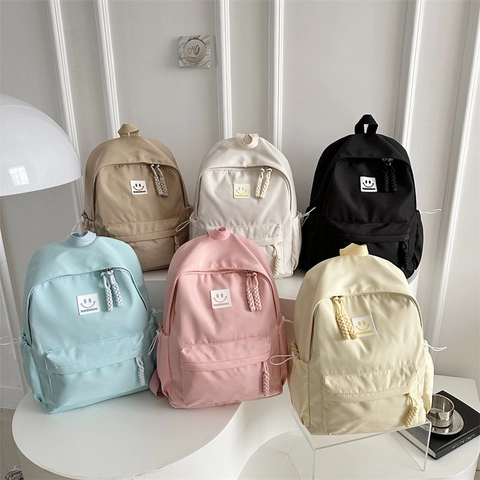 Sac à Dos de Style Japonais pour Femmes Étudiants Cartable Simple en Tissu Oxford Sac de Voyage Léger à la Mode Avec Patch Smiley