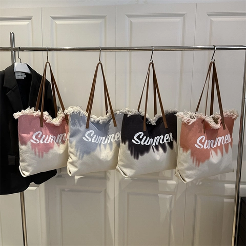 Zomer Letter Print Gradiënt Canvas Tote Bag Grote Capaciteit Casual Schoudertas Met Kwasten Voor Dames Sieraden