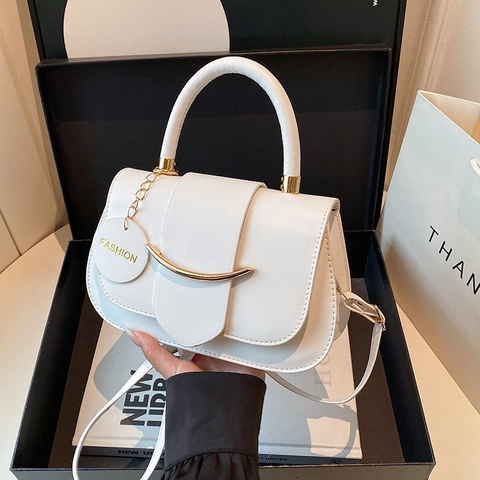 Sac À Bandoulière Femme Cuir PU Vintage Petit Sac À Main Carré Avec Décor Croissant Doré Et Étiquette Fashion
