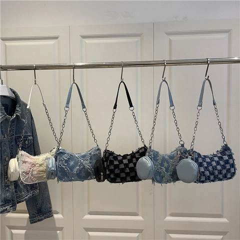 Bolso de Hombro de Mezcla de Denim para Mujer Niche Vintage Estrellas Tablero Borde Deshilachado Bolso de Mano Cadena Monedero