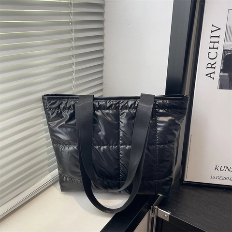 Women Quilted Padded Tote Bag Large Capacity Metallic Glossy Shoulder Handbag Lightweight Chic Commuter Shopper