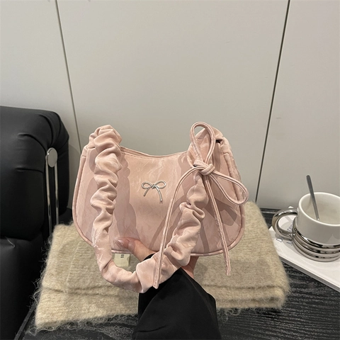 Bolso de Axila para Mujer con Decoración de Mariposa Bolso de Hombro Plisado Elegante Bolso de Mano de Color Sólido