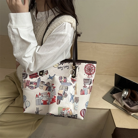Ensemble de Sacs Fourre-tout en Cuir PU pour Femmes Illustration de Ville en Dessin Animé Graffiti Sac à Épaule Grande Capacité Sac à Main de Navettage Avec Petite Pochette Ensemble de 2 Pièces