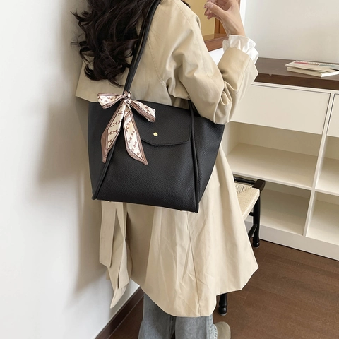 Bolso Tote de Cuero PU para Mujer de Gran Capacidad con Patrón de Lichi Bolso de Hombro con Bufanda Decorativa Elegante