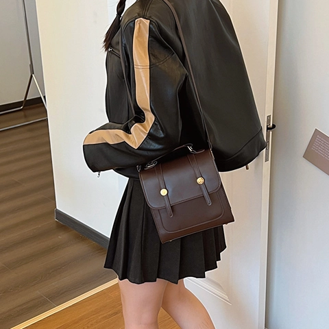 Zaino Mini in Pelle PU Retrò da Donna Borsa da Scuola con Patta e Fibbie Dorate Zainetto Casual per Viaggi e Pendolarismo