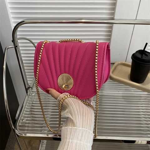 Dames Mode PU Leer Schelp Sluiting Schoudertas Gewatteerd Ontwerp Metalen Ketting Crossbody Zadeltas Dagelijkse Messenger Handtas