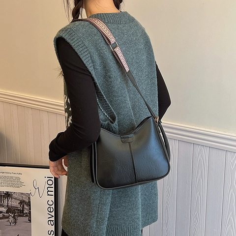 Vintage PU Leder Schultertasche Für Damen Retro Hobo Achseltasche Mit Geometrischem Webgurt Mode Eimer Umhängetasche Handtasche