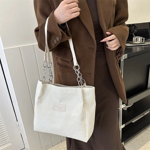 Borsa Tote in Velluto a Coste da Donna Grande Capacità Minimalista Retrò Borsa a Spalla Con Catena in Metallo Tracolla in Pelle拼接 Moda Casual Borsa a Mano
