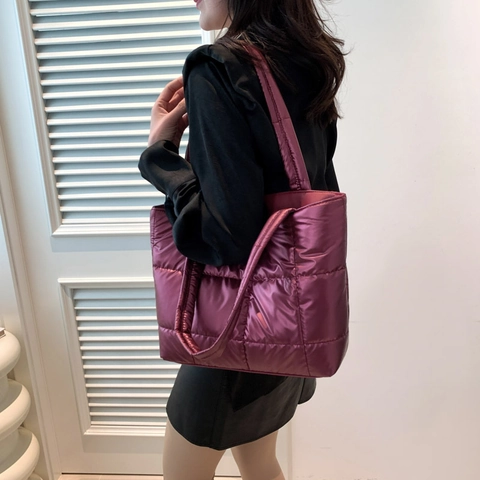 Women's Quilted Padded Tote Bag Large Capacity Metallic PU Leather Padded Shoulder Bag Shiny Winter Handbag Casual Commuter Bag